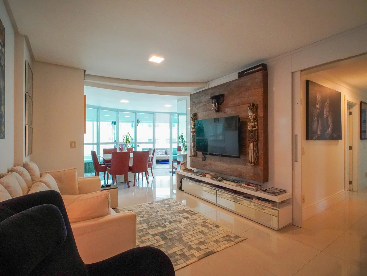 Apartamento em Centro, Balneário Camboriú — foto 1